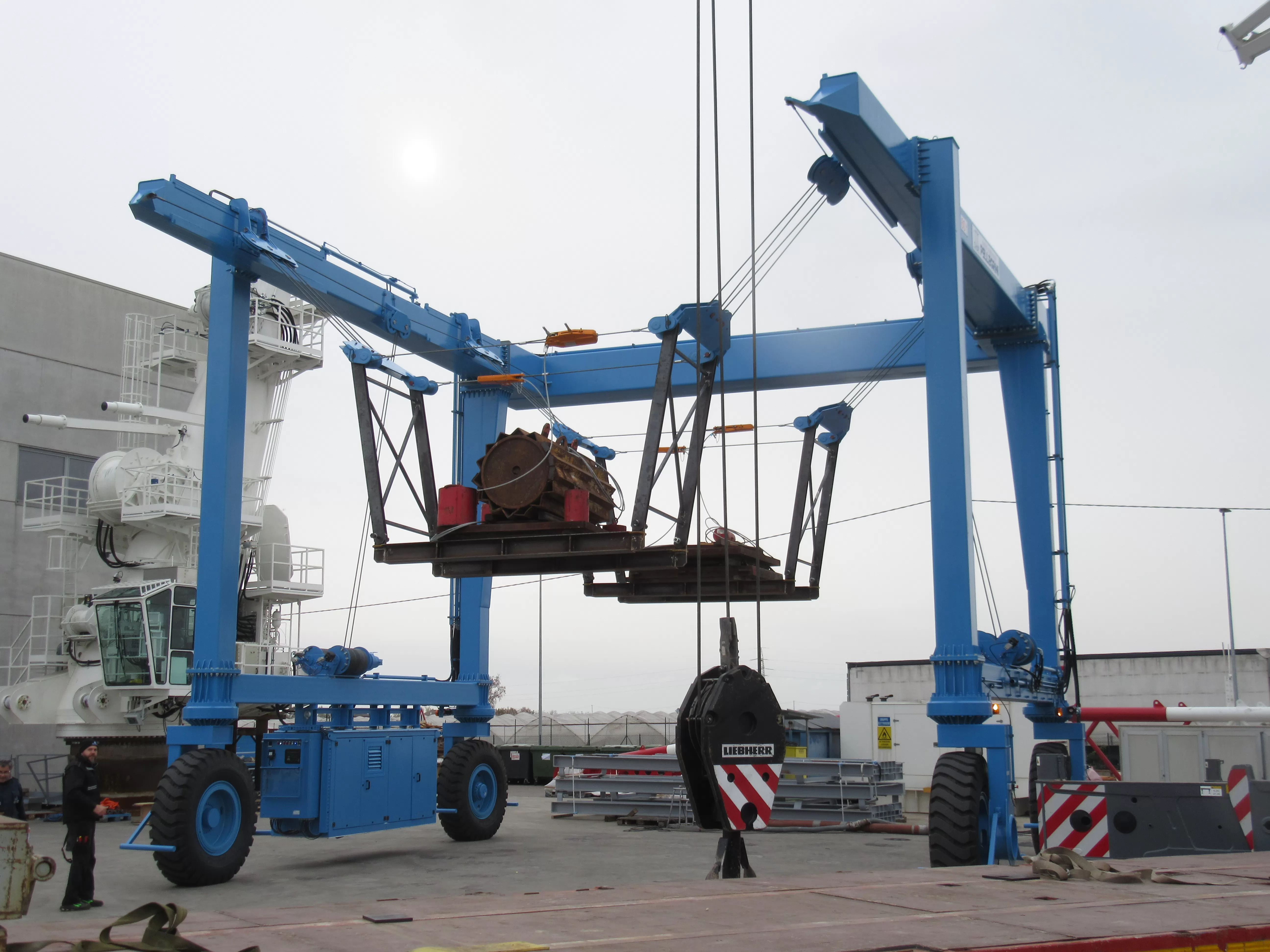 Boat Handling Lift & trolleys