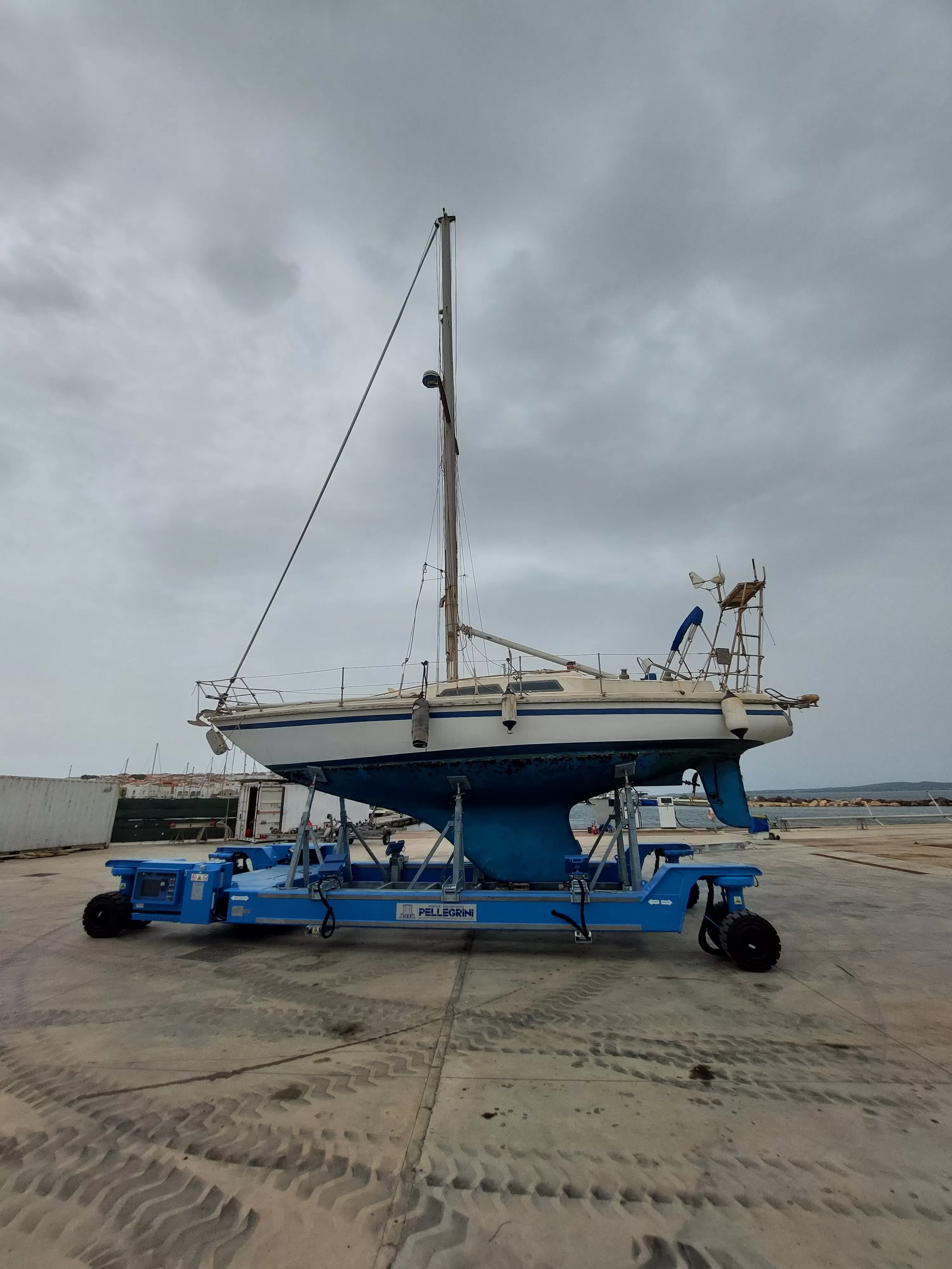 Boat Handling Lift & trolleys